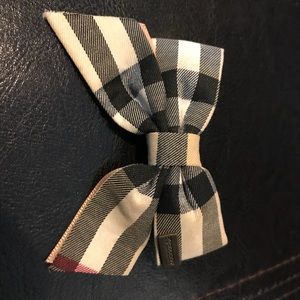 burberry hair bow